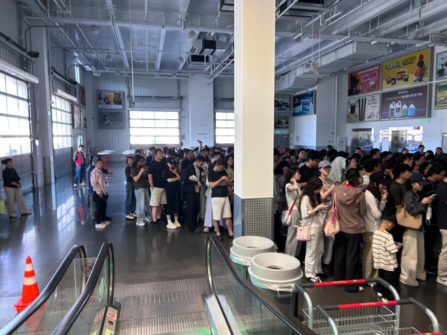 华为鸿蒙逆势崛起：2026年国内市场份额创纪录