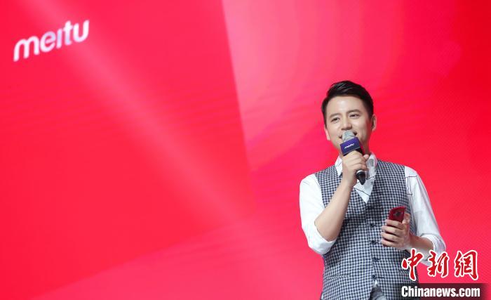 美图创始人吴欣鸿：携手用户，共创多元美学新篇章