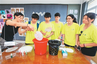 一位中文志愿者在秘鲁的&ldquo;筑桥&rdquo;故事