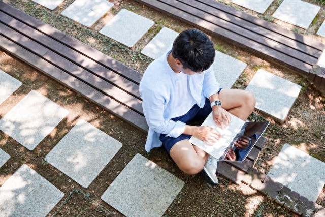 大学学历贬值？985毕业生&ldquo;回炉&rdquo;学技术引发热议