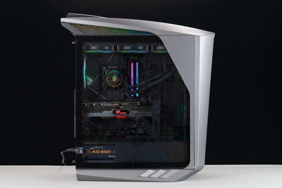 雷神黑武士5游戏台式机深度评测：酷睿i7-13700K+RTX 3070Ti性能狂飙，畅玩3A大作